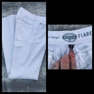 Fossil Jeans - White FOSSIL Flare Jeans new condition. Fossil Jeans - White FOSSIL Flare Jeans new condition.